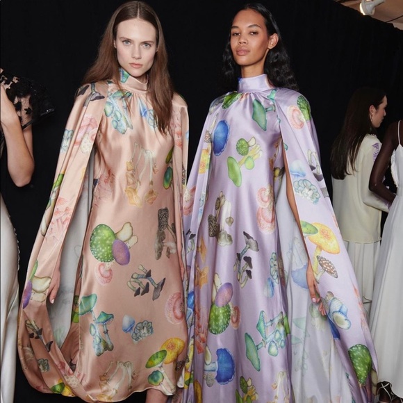 RODARTE LAVENDER MUSHROOM PRINTED SILK SATIN CAPE GOWN - Picture 6 of 16